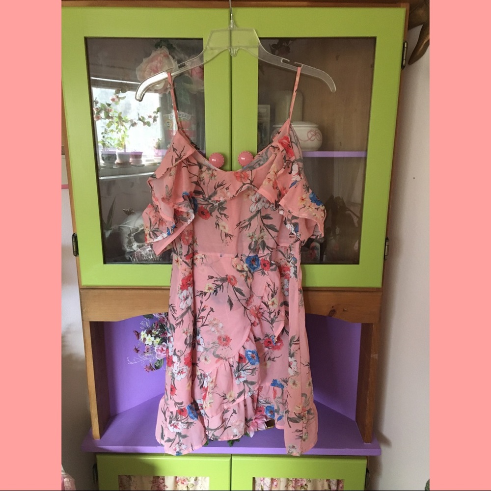 🌷faux wrap dress🌷
